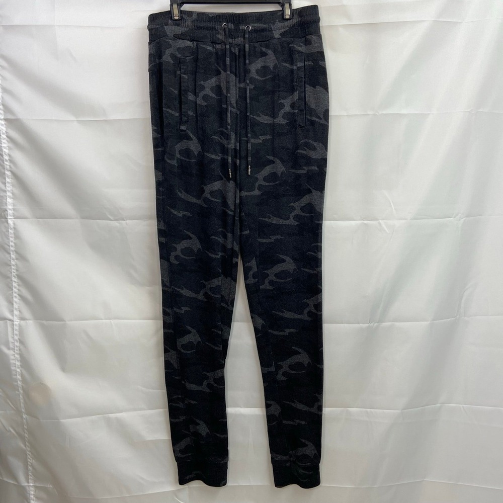 Tahari women's dark gray camouflage soft pocket pull on jogger sweatpants small